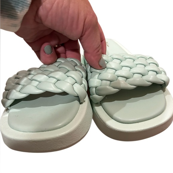 Elegant mint Green Woven Slide Sandals - Picture 3 of 5